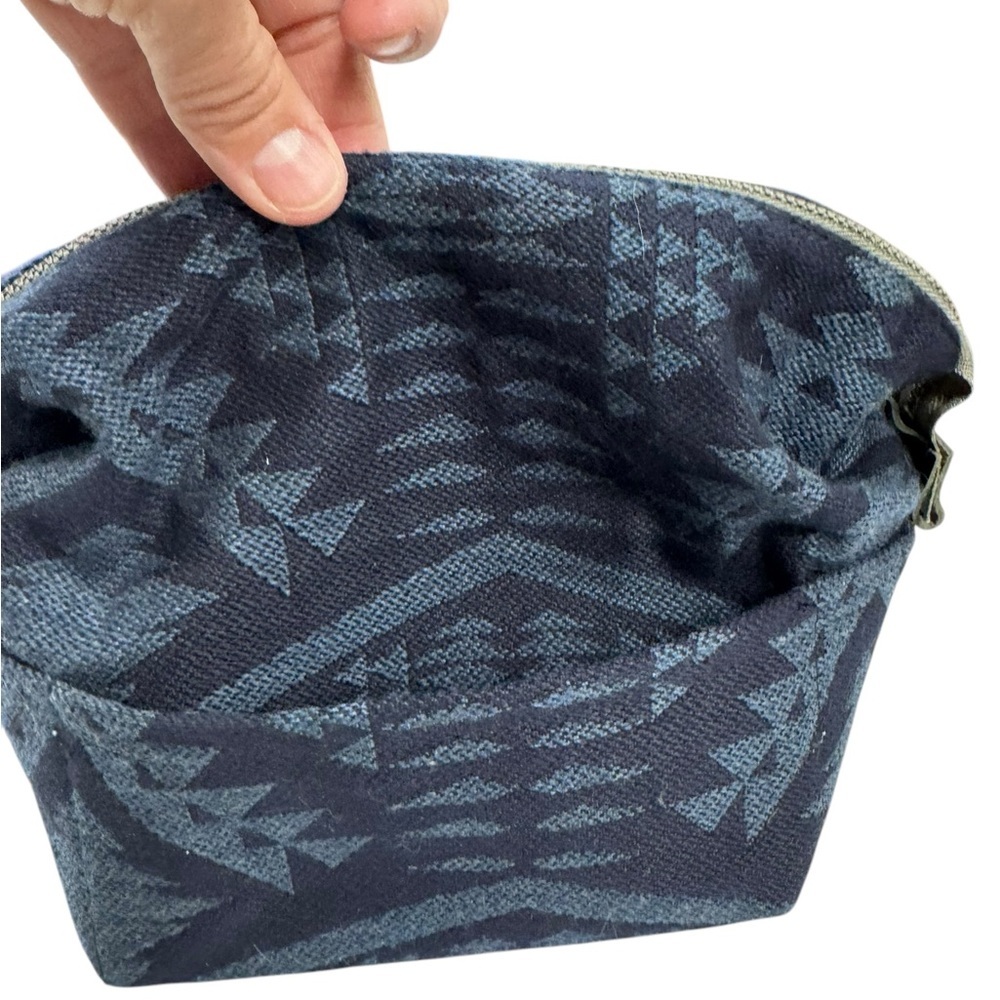 Pendleton Wool Makeup Bag With Nylon Liner - image 4